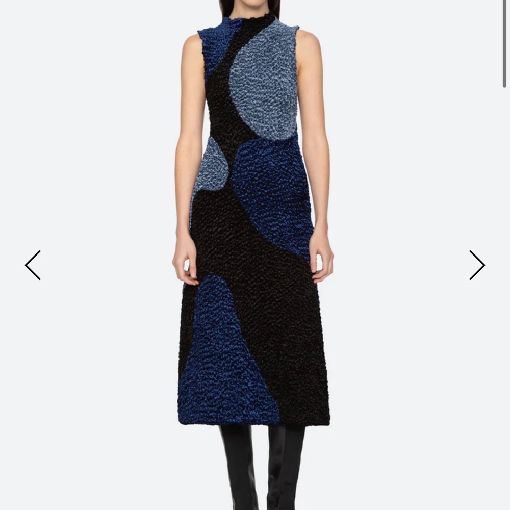 Sea velvet dress